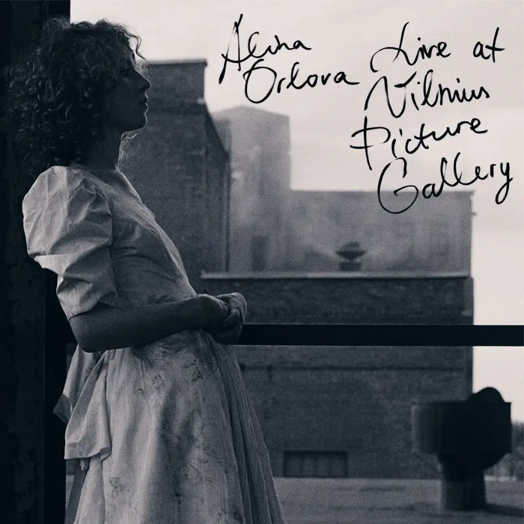 Alina Orlova - Live At Picture Gallery